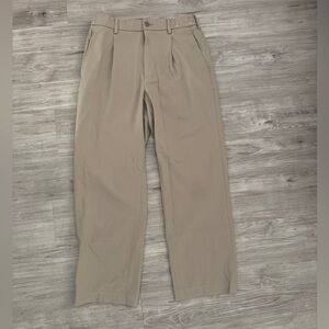 Uniqlo Men's Khaki trousers